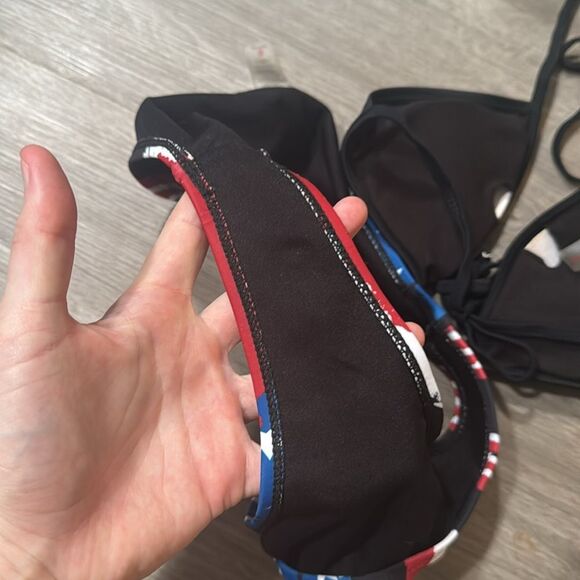 Bundle 3 for $8 - Picture 6 of 7